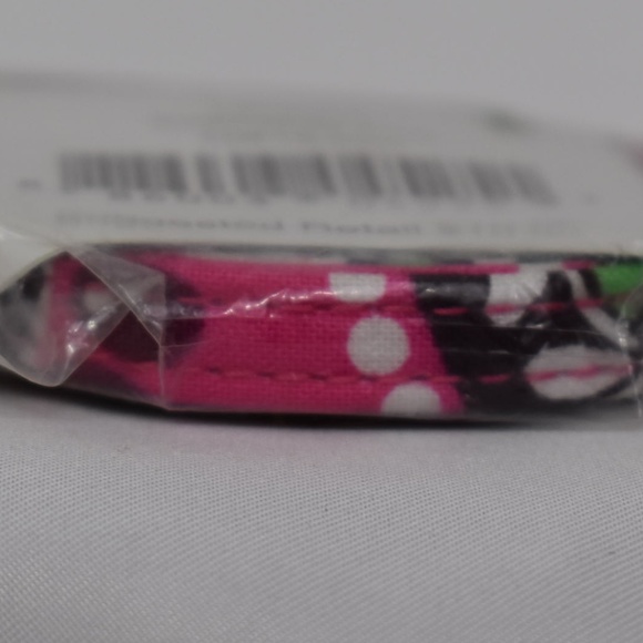 Vera Bradley CUPCAKES PINK LANYARD NWT - Picture 4 of 4
